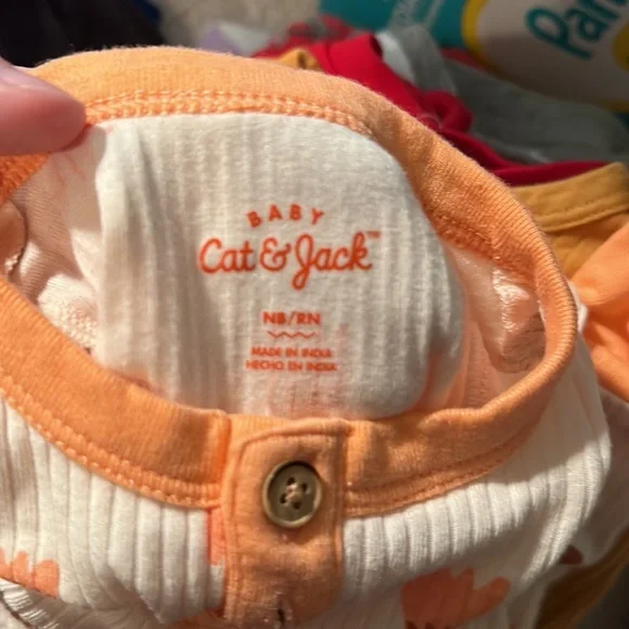 Newborn onesies - Picture 6 of 8